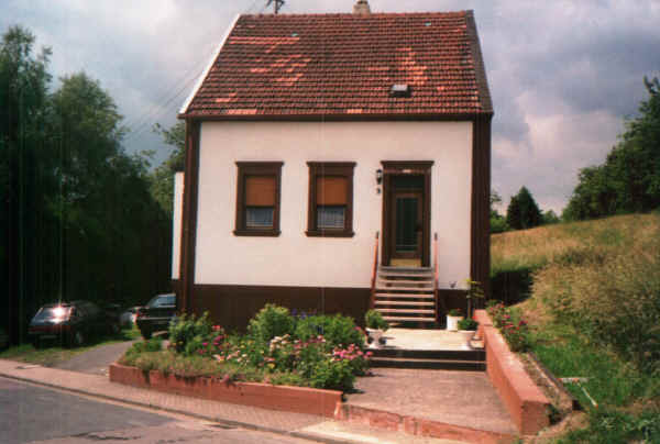 ames_haus3.jpg (505080 Byte)