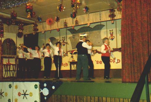 Pensionärsverein Fasching.JPG (32673 Byte)
