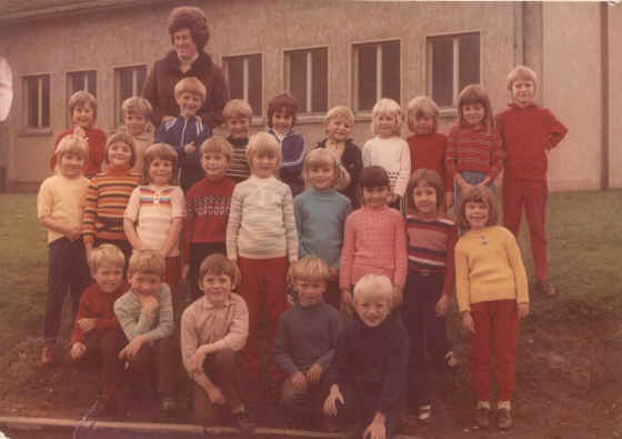 Schulklasse 6566.JPG (919892 Byte)