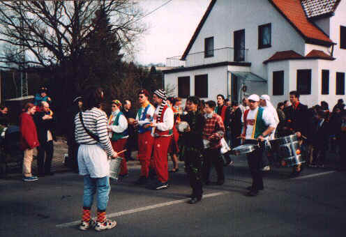 u994.jpg (37888 Byte)