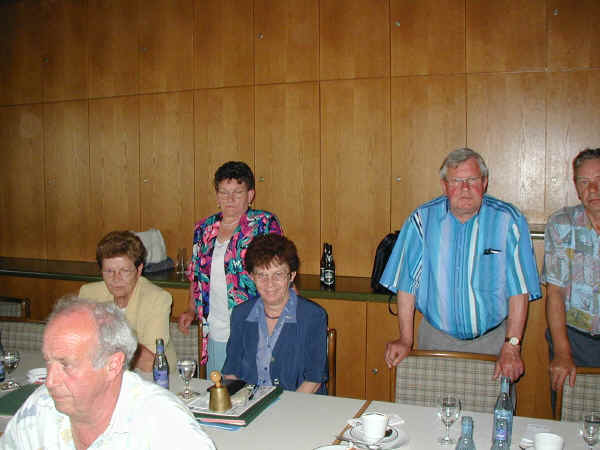 pens_verein010.JPG (406107 Byte)