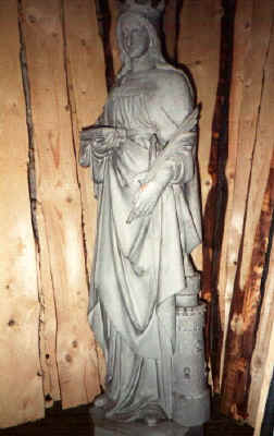 statue1.jpg (38645 Byte)